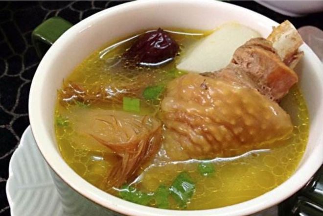 土鸡怎么辨认：卖的土鸡都是真货？满足三个基本条件才是真(图9)